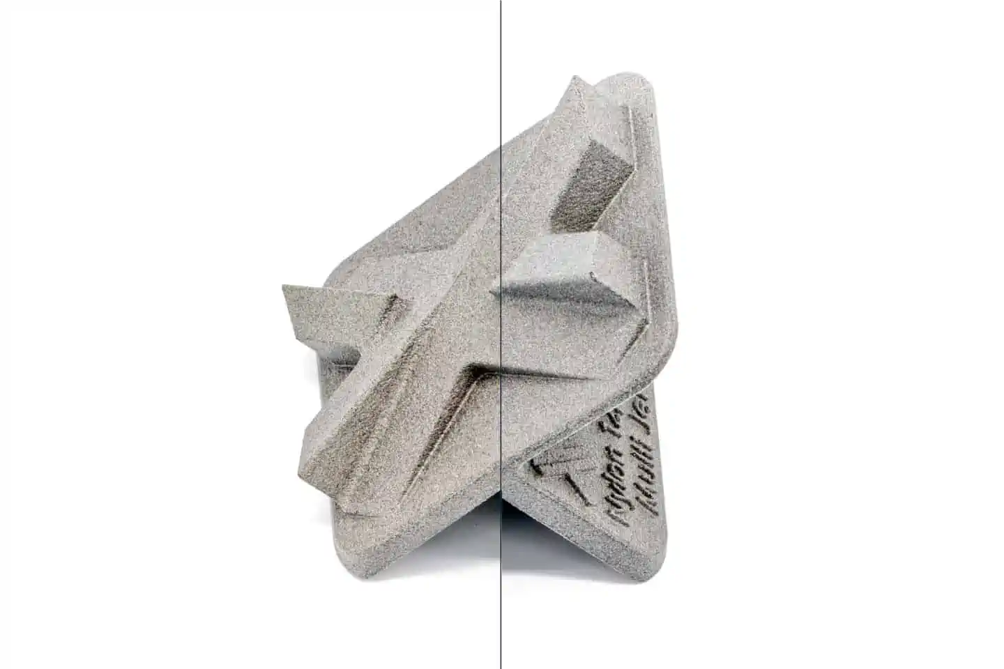 MJF Nylon PA12 3D prints comparison: as printed vs. bead blasted